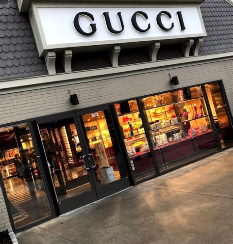 gucci fashion outlet chicago|gucci outlet dawsonville.